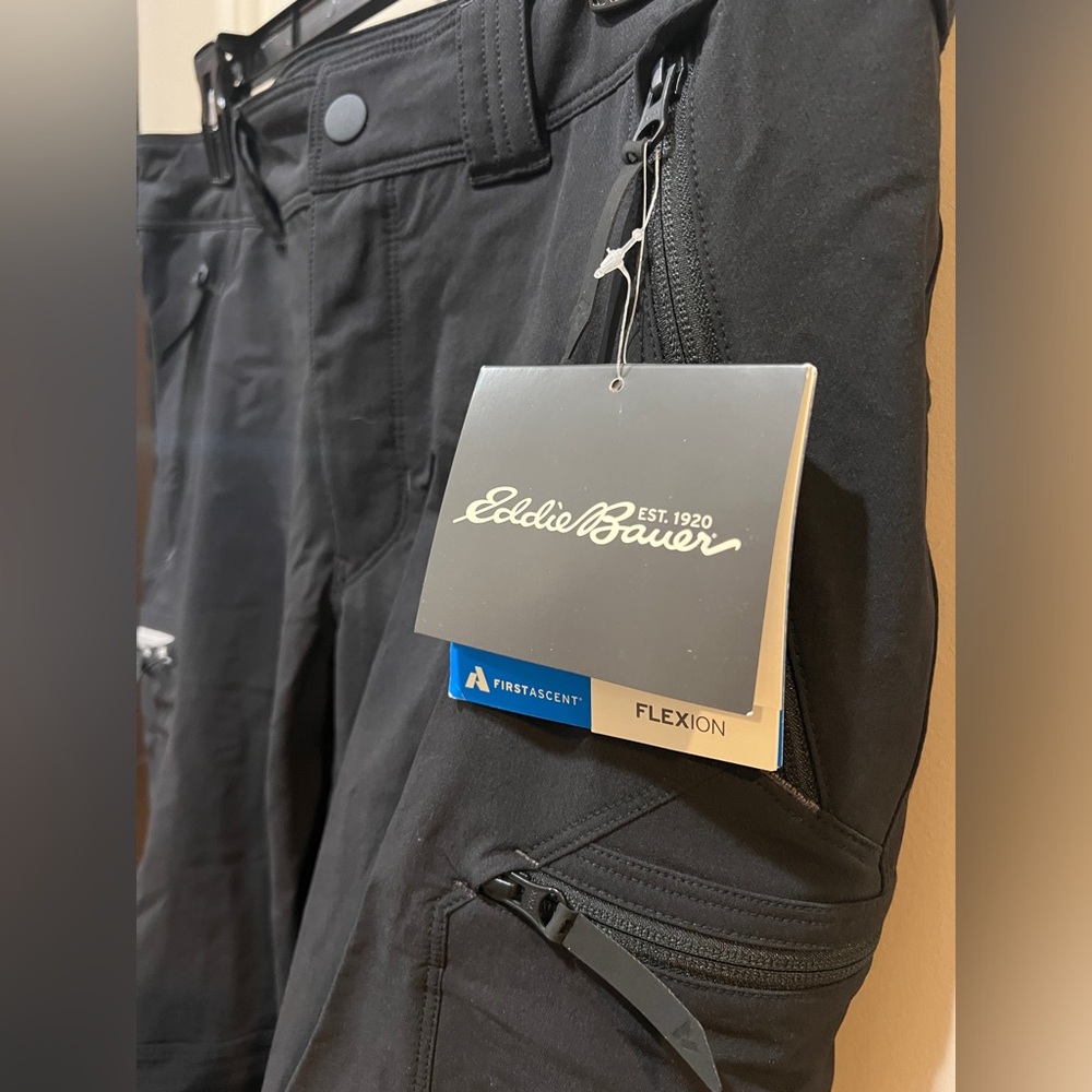 Eddie Bauer Men's Black Flexion Pants
